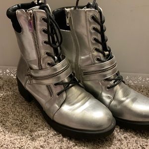 Reaction Kenneth Cole